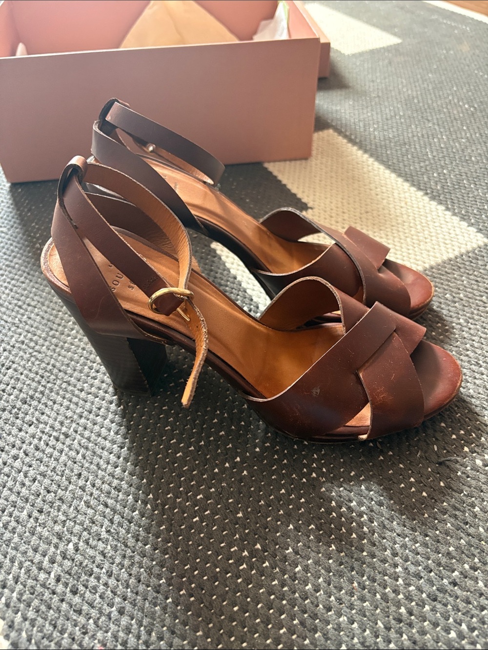 Sezane Heels - Picture 2 of 4